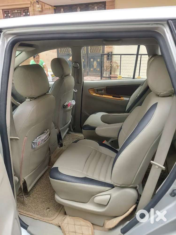 Toyota Innova 2010 Best Condition For Sell