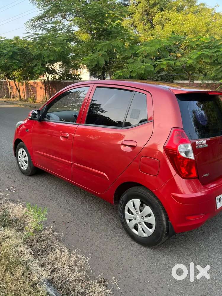 Hyundai I10 Sportz At, 2012, Petrol