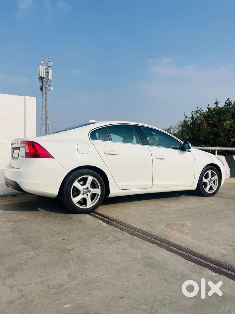Volvo S60 Kinetic D3, 2012, Diesel