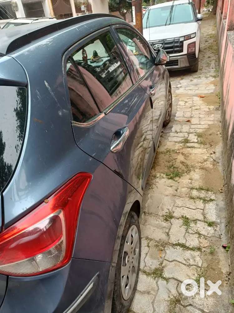 Hyundai Grand I10 2016 Petrol Well Maintained