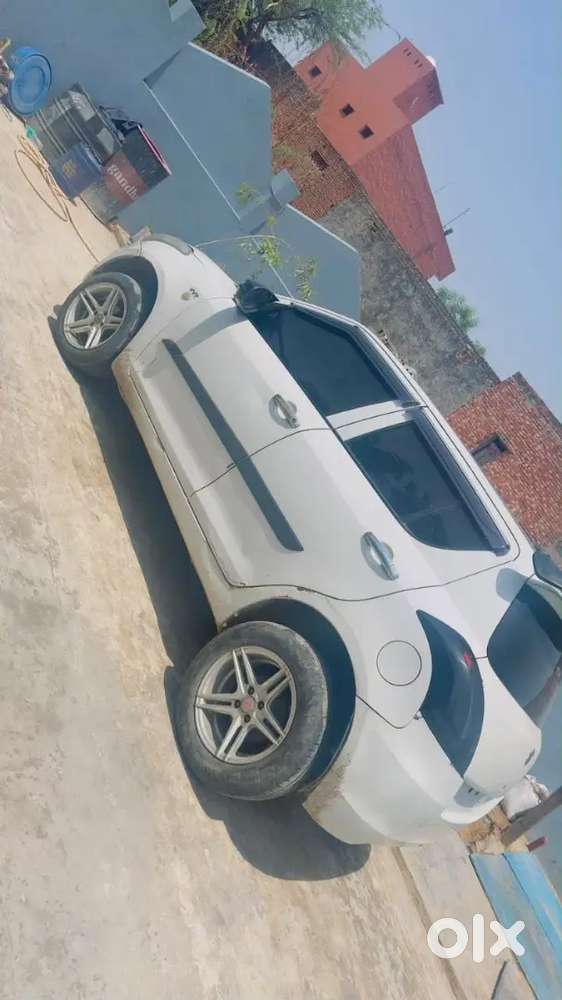 Swift Dzire Petrol 1900 Year