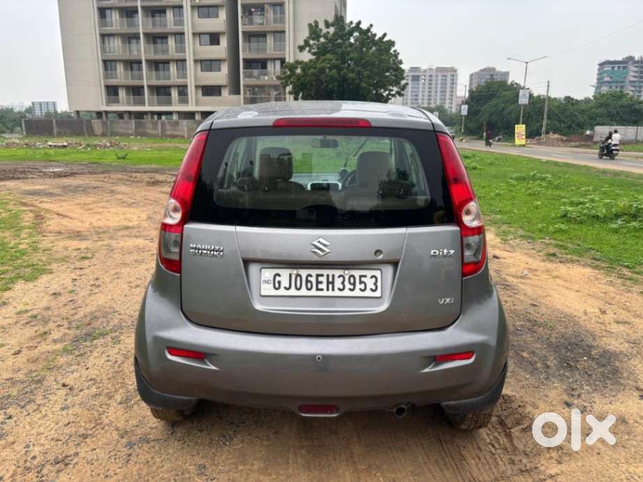 Maruti Suzuki Ritz Vxi, 2011, Petrol
