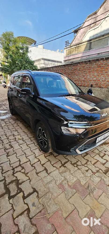Kia Carens 2022 Diesel 60000 Km Driven