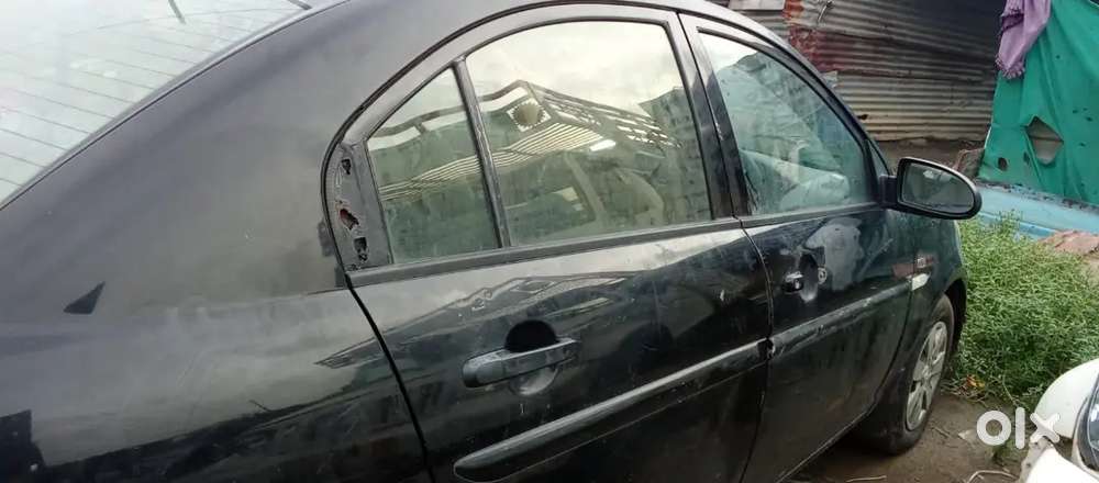 Hyundai Verna 1.6xi Petrol