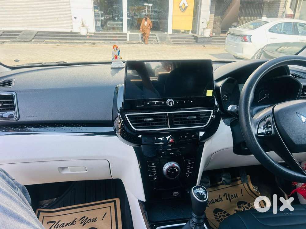 Mahindra Xuv 3xo Mx3 Petrol Manual 2025