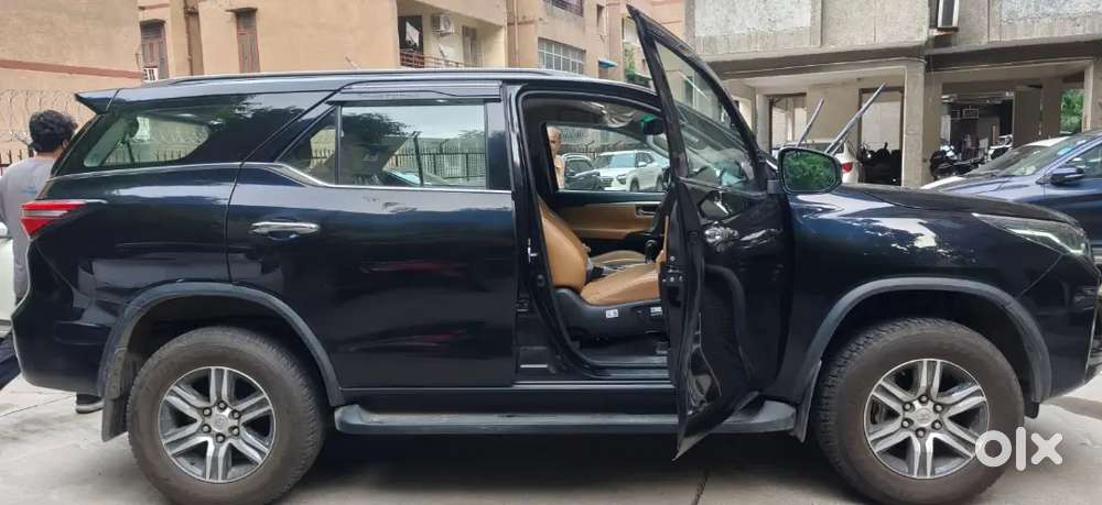 Toyota Fortuner Diesel Automatic 2025