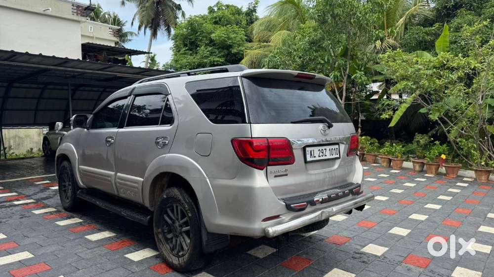 Toyota Fortuner 2012  Automatic Diesel
