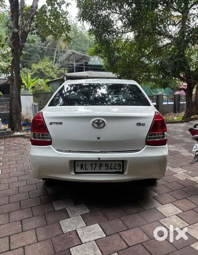 Toyota Etios 2016 Diesel Good Condition -465000(negotiable)