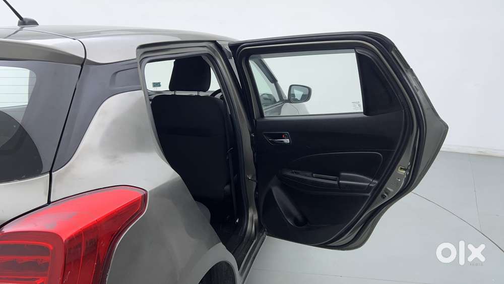 Maruti Suzuki Swift 1.3 Zxi, 2020, Petrol