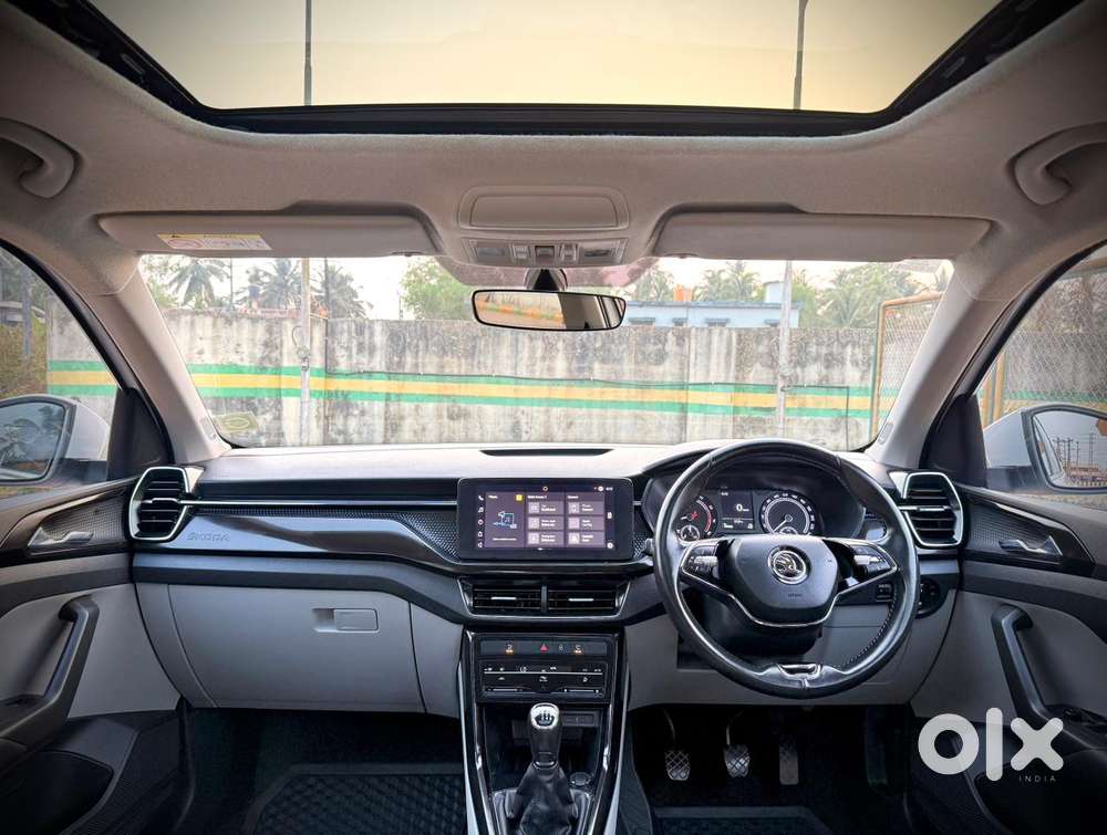 Skoda Kushaq 1.0 Tsi Style, 2023, Petrol