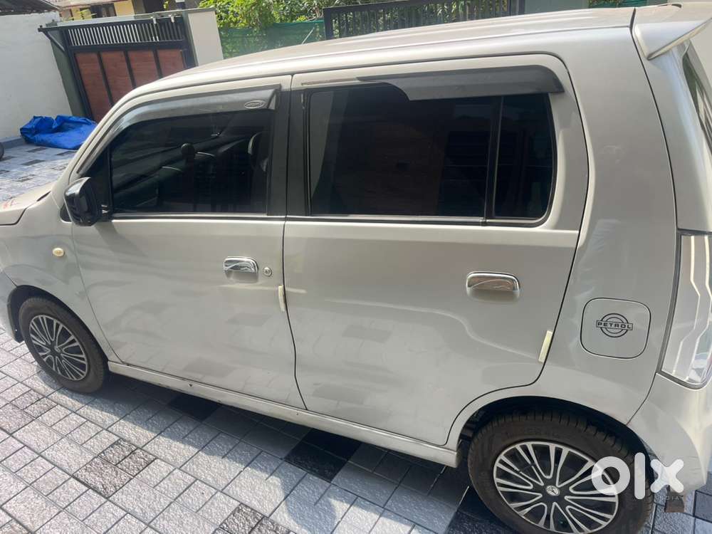 Maruti Suzuki Wagon R Stingray 2014 Petrol Well Maintained