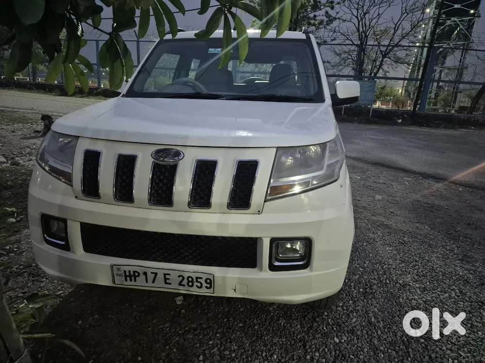 Mahindra Tuv 300 2017 Diesel 123000 Km Driven