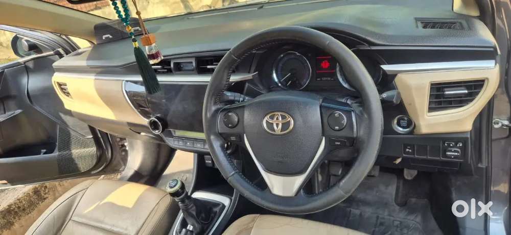 Toyota Corolla Altis 2016