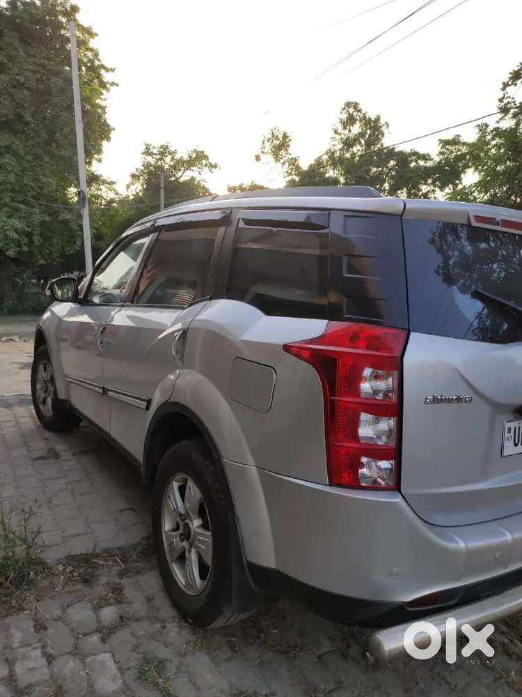 Mahindra Xuv500 2.2 W8 Awd 2015