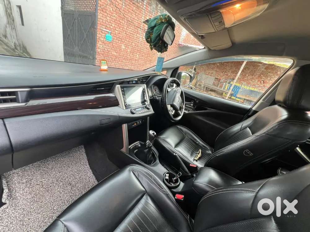 Toyota Innova Crysta Mt 2021