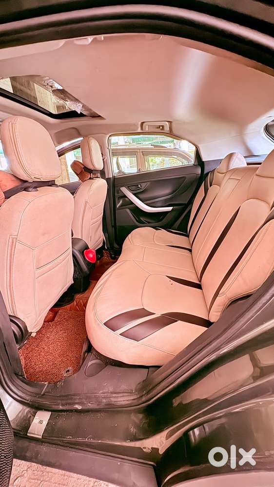 Tata Nexon 2021 Sunroof 360 Cam Mid Variant 25000km Fully Loaded