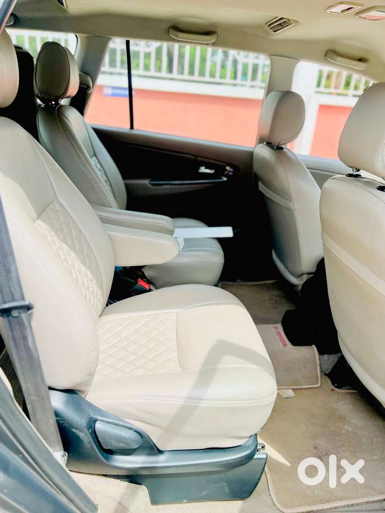 Toyota Innova 2.5 Z Diesel 7 Seater, 2015, Diesel