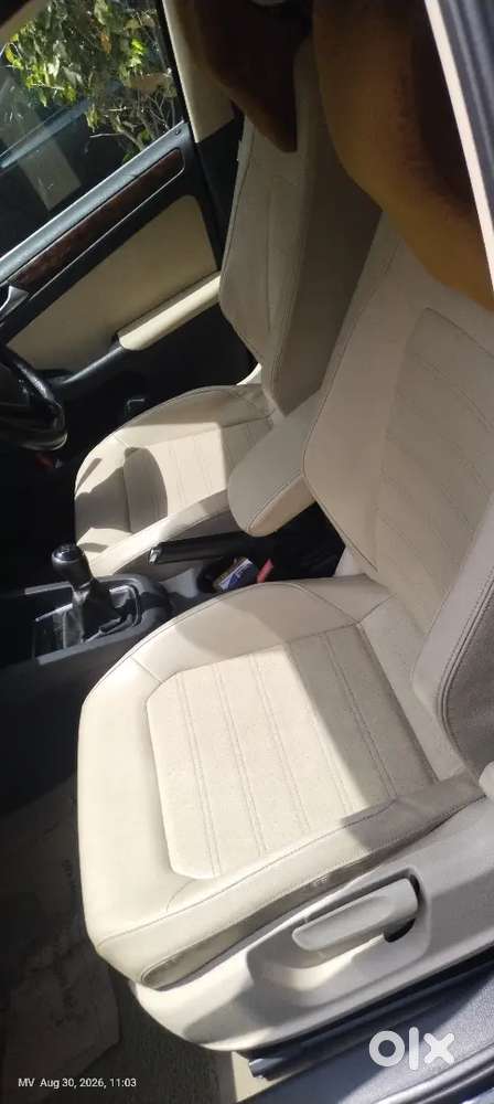 Volkswagen Jetta 2020 Drive,