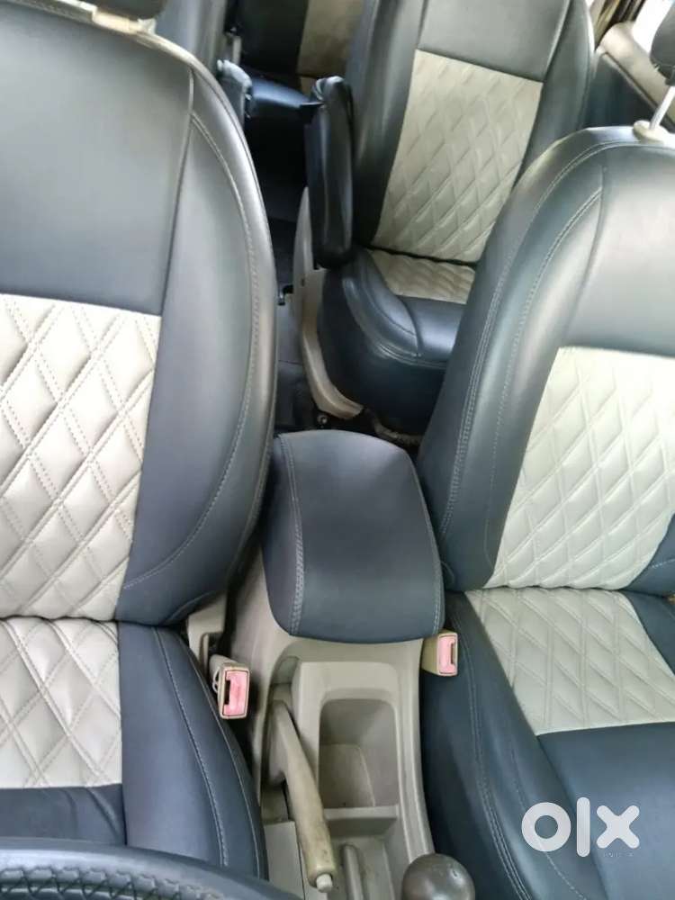 Toyota Innova 2011 Diesel 166000 Km Driven, Good Condition