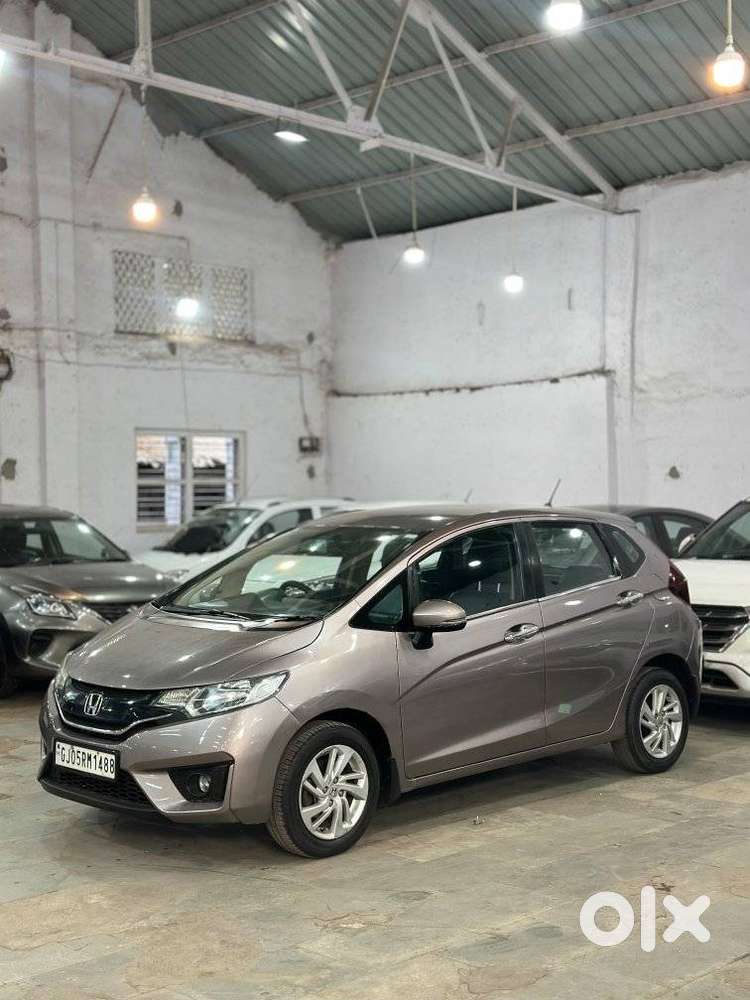 Honda Jazz V Automatic, 2016, Petrol