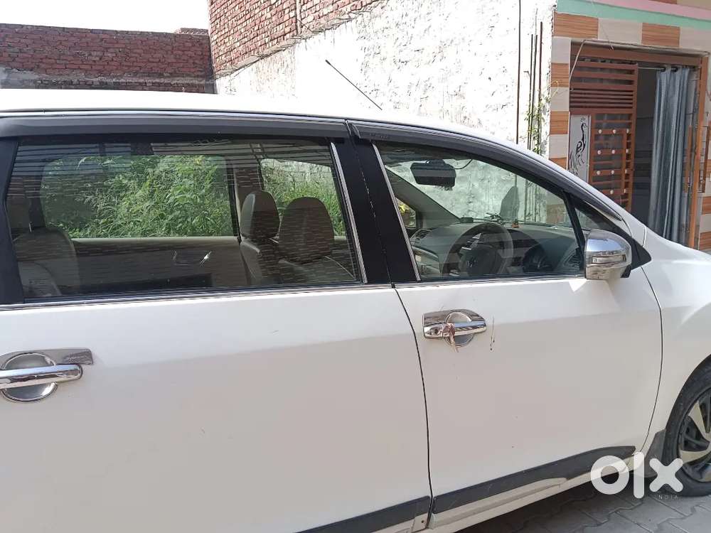 Maruti Suzuki Ertiga Vdi 2016