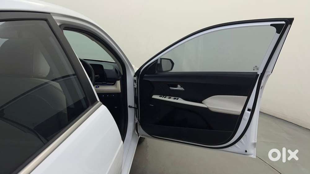 Hyundai Verna 1.5 Sx (o) Petrol Mt, 2024, Petrol