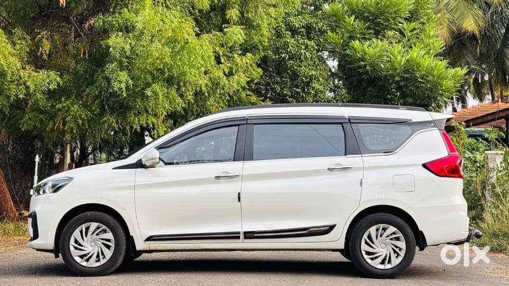 Maruti Suzuki Ertiga Vxi Shvs, 2026, Petrol