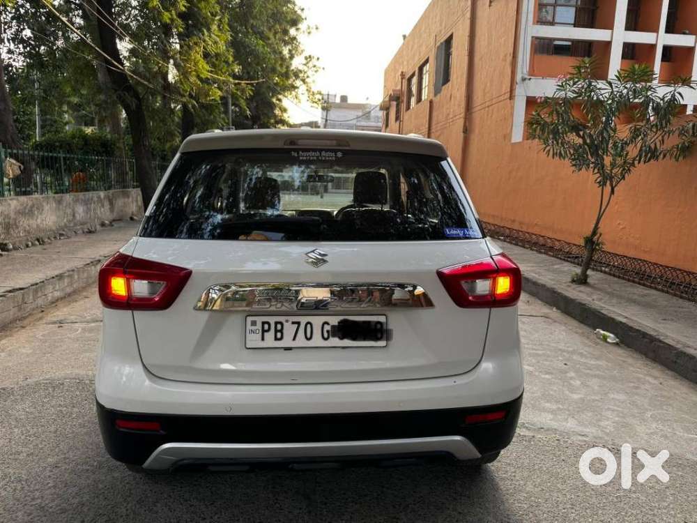 Maruti Suzuki Brezza 1.5 Zxi Smart Hybrid, 2021, Petrol
