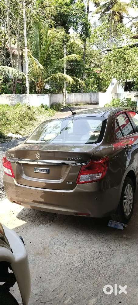 Maruti Suzuki Dzire 2017 Petrol 120000 Km Driven