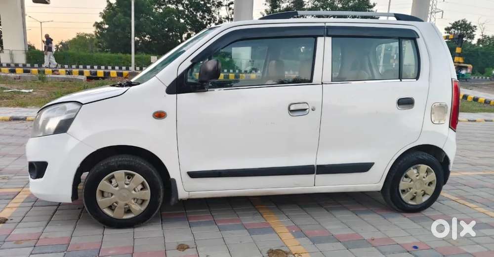Maruti Suzuki Wagon R Vxi, 2017, Petrol