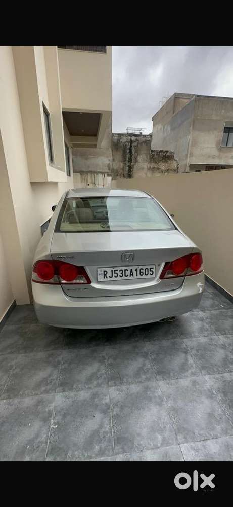 Honda Hybrid Car 2009