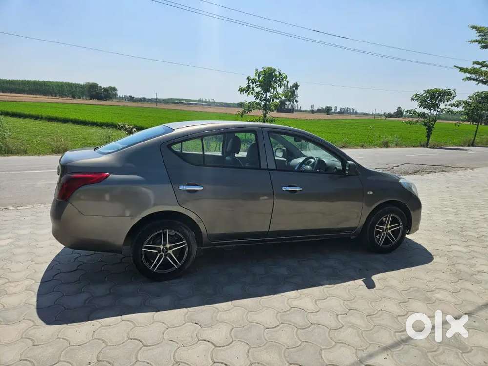 Sunny Nissan 2013 Rej 2014