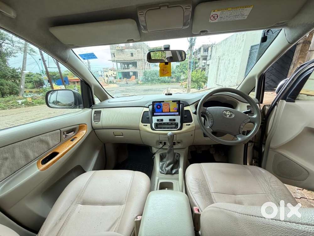 Toyota Innova Diesel 2011 Year