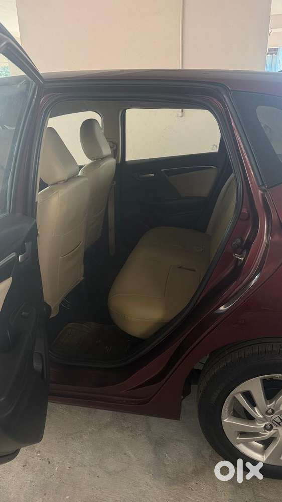 Honda Jazz V Automatic, 2016, Petrol