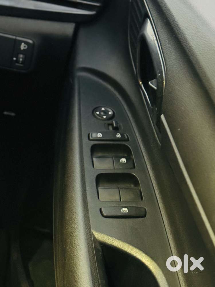 Hyundai Elite I20 Magna + Crdi, 2022, Petrol