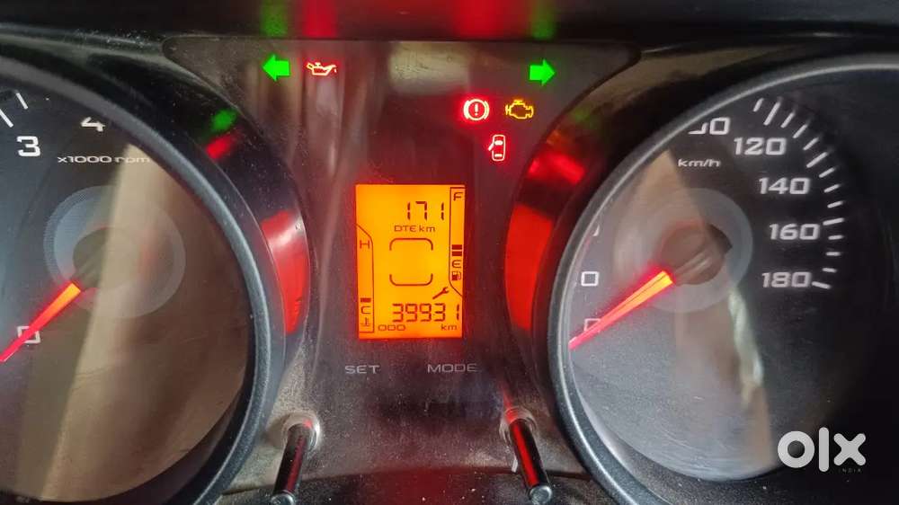 Mahindra Tuv 300 2019 Variant 1.5 T4 Plus