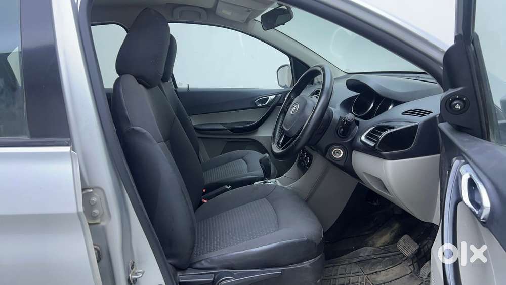 Tata Tiago Xza, 2019, Petrol