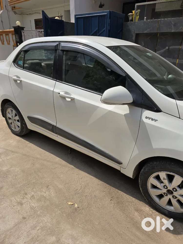 Hyundai Xcent 2016 Petrol Well Maintained