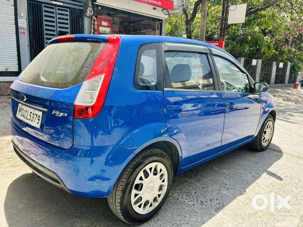 Ford Figo Zxi  2013 Petrol Well Maintained