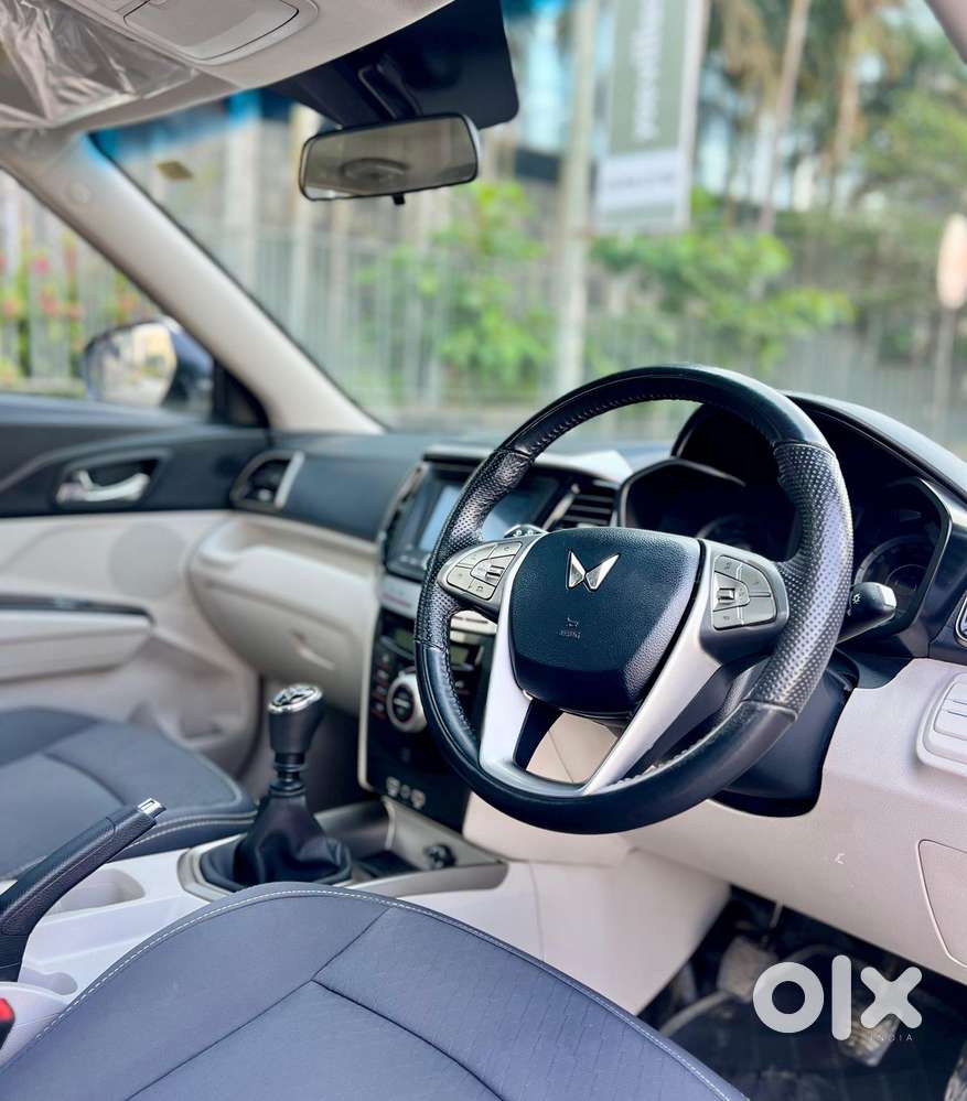 Mahindra Xuv300 W8 Diesel, 2023, Diesel