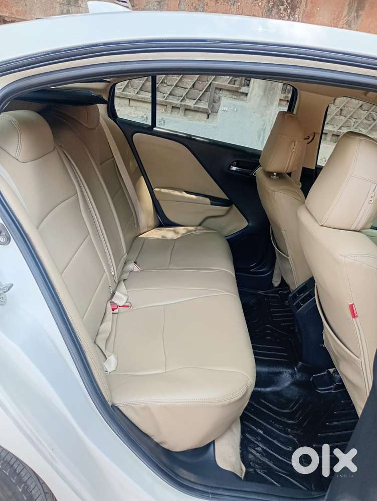 Honda City I-vtec V, 2018, Petrol