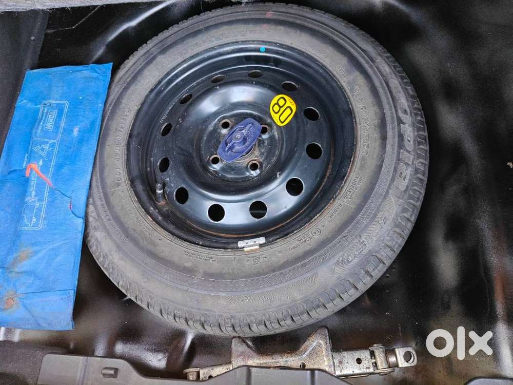 Maruti Suzuki Swift Dzire Zxi + Mt, 2017, Petrol