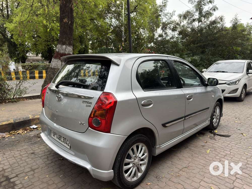 Toyota Etios 2010-2012 Petrol Trd Sportivo, 2011, Petrol