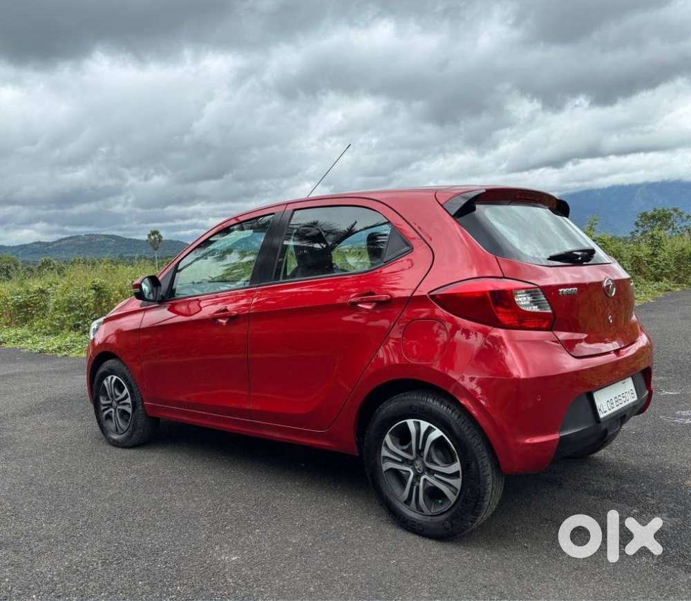 Tata Tiago 1.2 Revotron Xta, 2018, Petrol