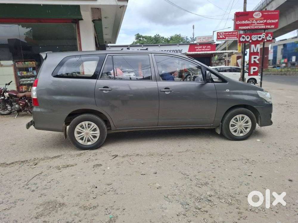 Toyota Innova 2.5 G (diesel) 7 Seater Bs Iv, 2012, Diesel