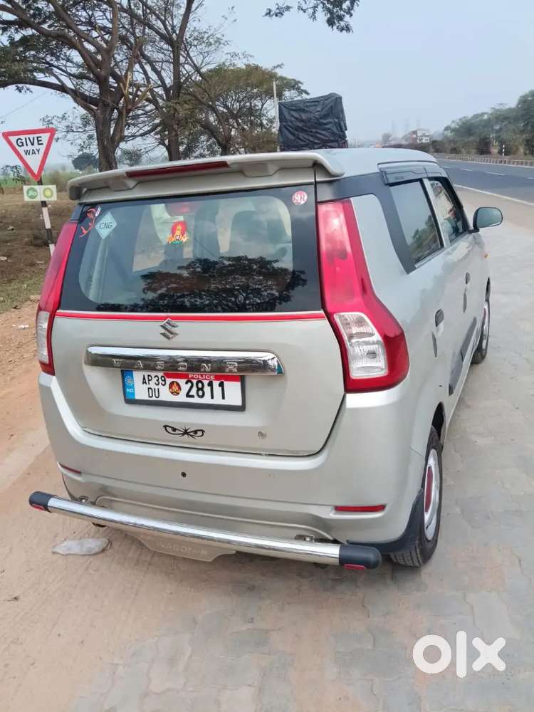 Cng And Petrol Car, Car Full Condition, New Battery,touch Screen