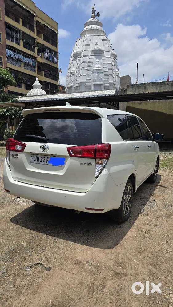 Toyota Innova Crysta 2021