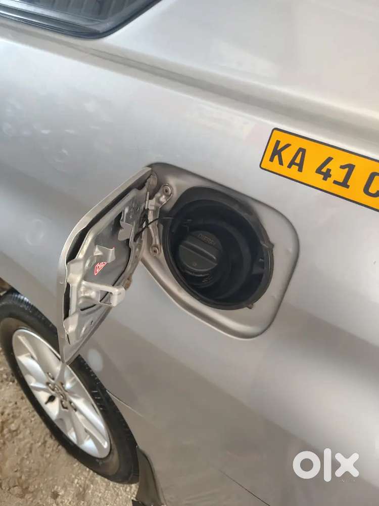 Toyota Innova Crysta 2.4 2019
