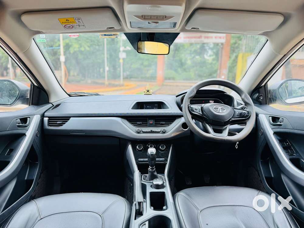 Tata Nexon 1.5 Revotorq Xm (s), 2022, Petrol