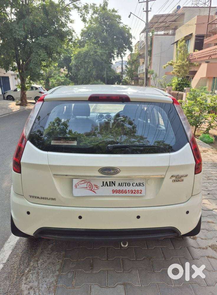 Ford Figo 2010-2012 Diesel Titanium, 2012, Diesel